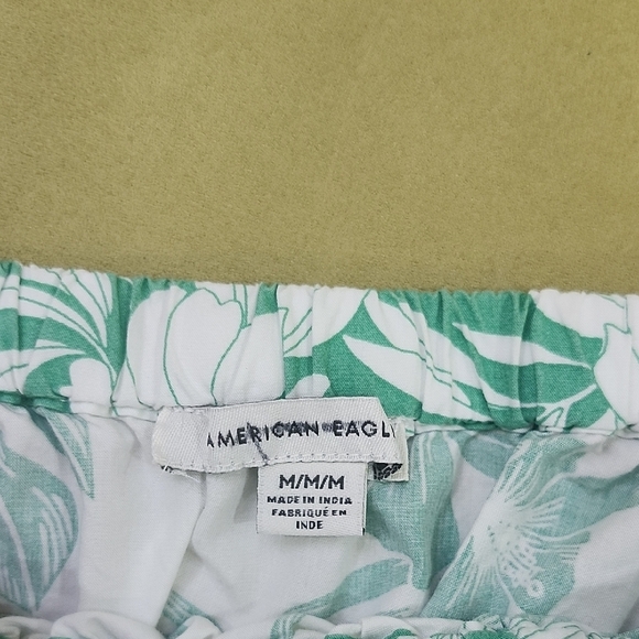 American Eagle Outfitters Green and Blue Puff Sleeve Crop Top - Picture 2 of 3